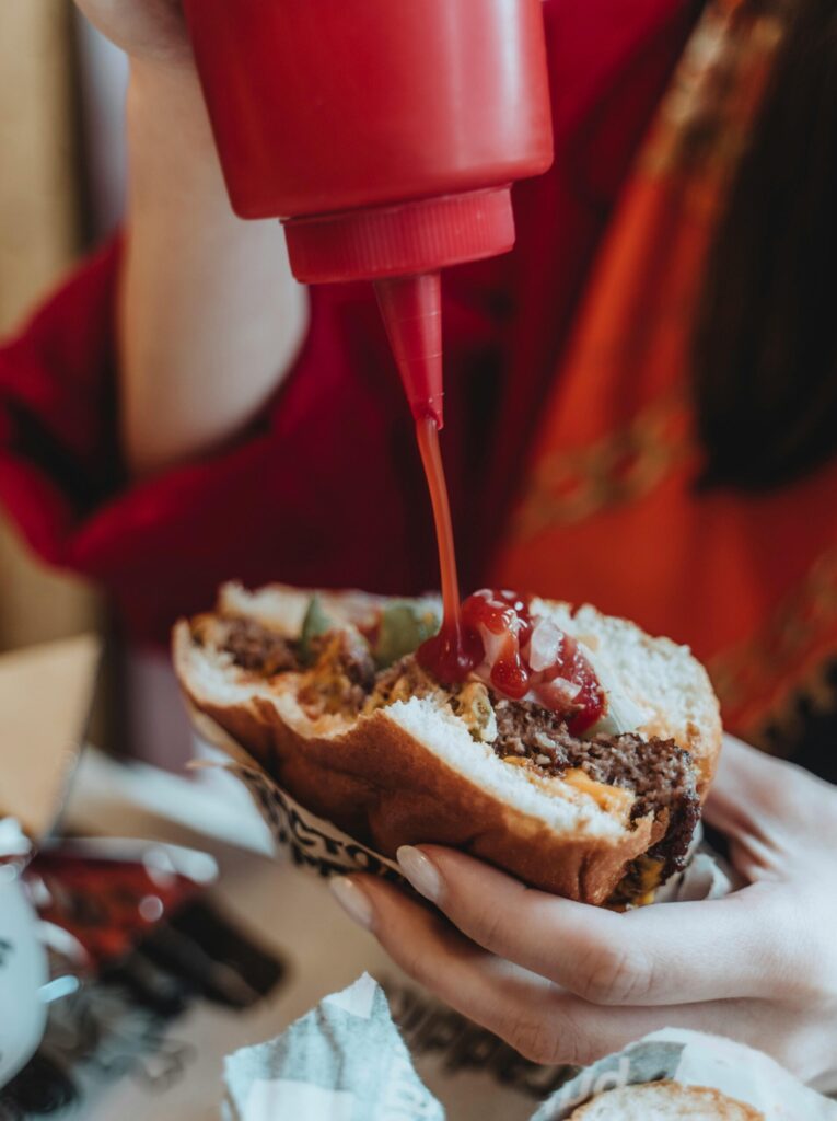 ketchup et hamburger