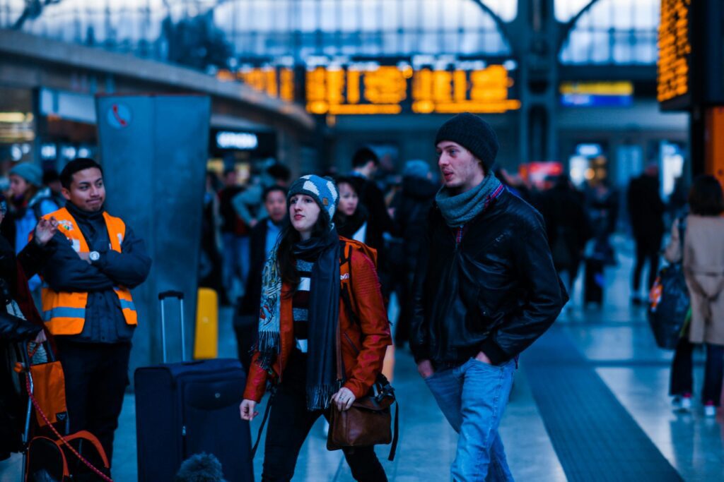 couple dans une gare